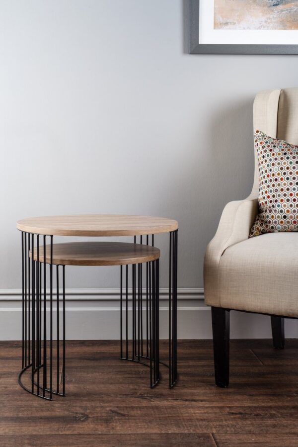 Drum Nest of 2 Round Tables Oak Effect - Image 4